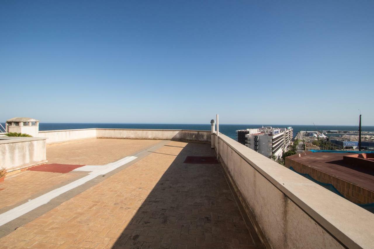 Beach, City Center And Entertainment Alicante Esterno foto